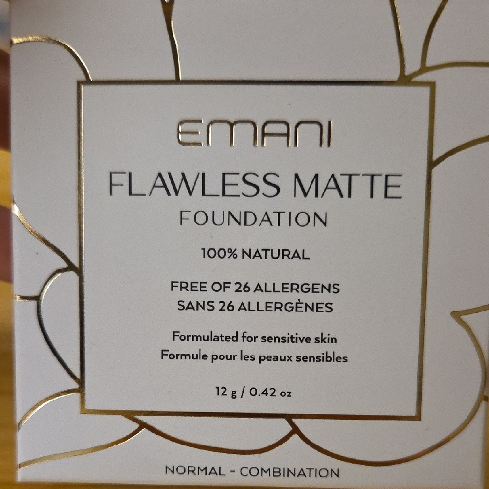 Emani Flawless Matte Foundation - Natural